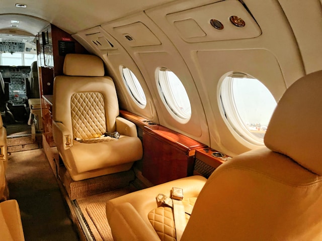 How Rich People Think Differently From Everyone Else: Rich Mindset vs Poor Mindset